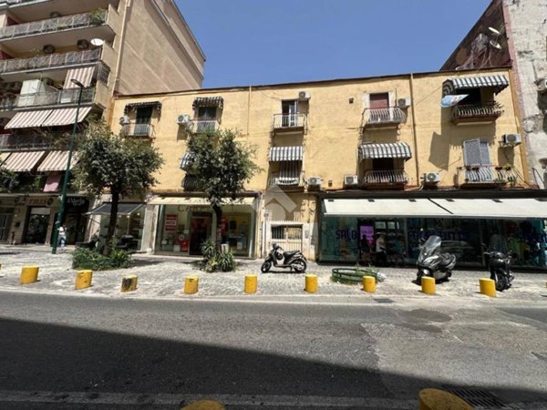 appartamento in vendita a Napoli in zona Fuorigrotta