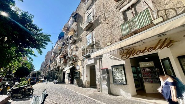 appartamento in vendita a Napoli in zona Fuorigrotta
