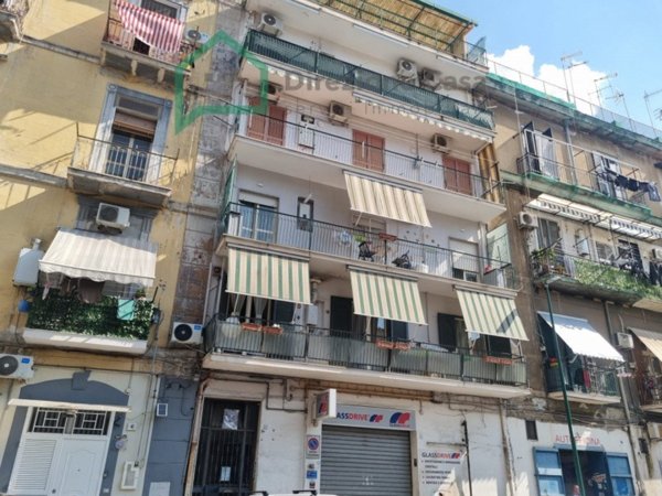appartamento in vendita a Napoli in zona Vicaria