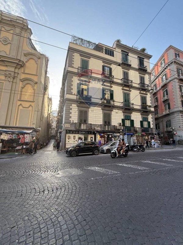 appartamento in vendita a Napoli