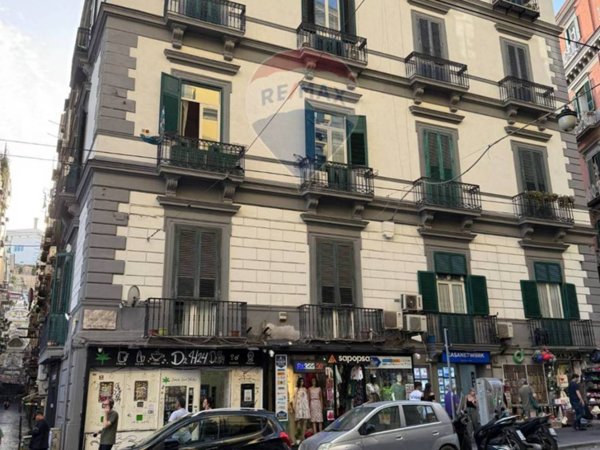 appartamento in vendita a Napoli in zona Montecalvario