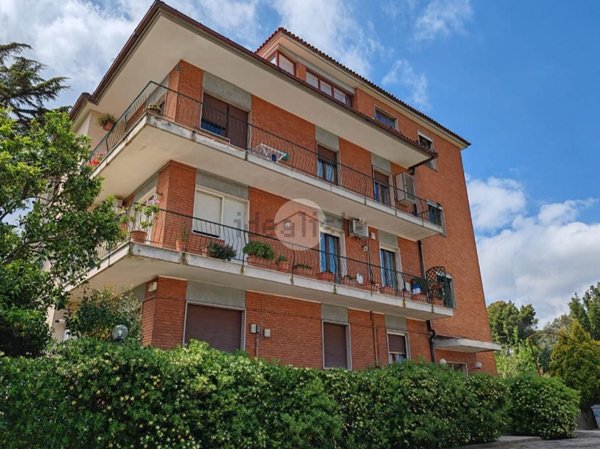 appartamento in vendita a Napoli in zona Capodimonte / Colli Aminei