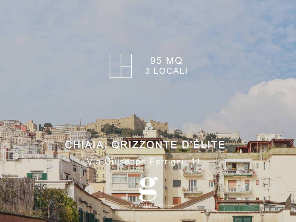appartamento in vendita a Napoli in zona Chiaia