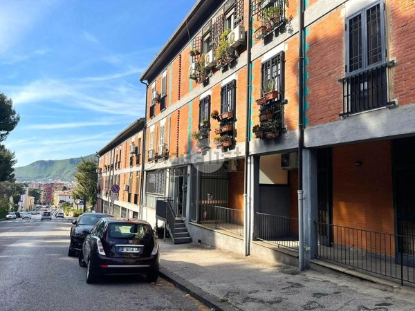 appartamento in vendita a Napoli in zona Soccavo