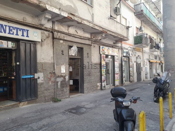 appartamento in vendita a Napoli in zona Vicaria