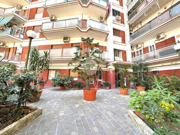appartamento in vendita a Napoli in zona Fuorigrotta