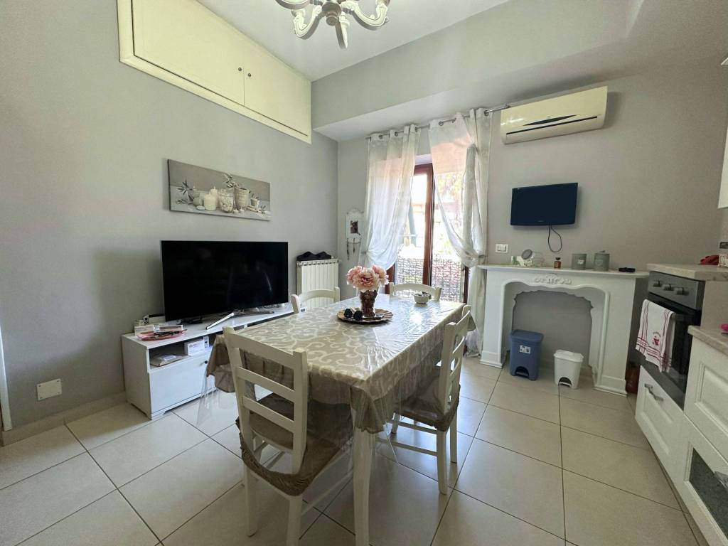 appartamento in vendita a Napoli in zona Piscinola