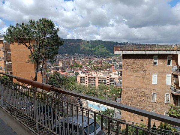 appartamento in vendita a Napoli in zona Vomero