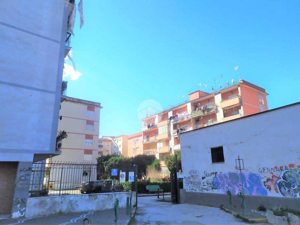 appartamento in vendita a Napoli in zona San Giovanni a Teduccio