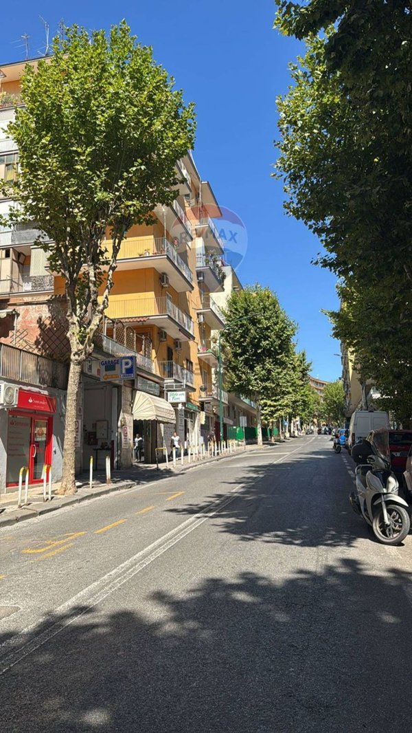 negozio in vendita a Napoli