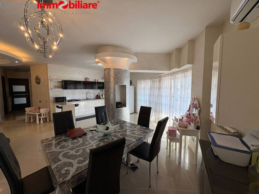 appartamento in vendita a Napoli
