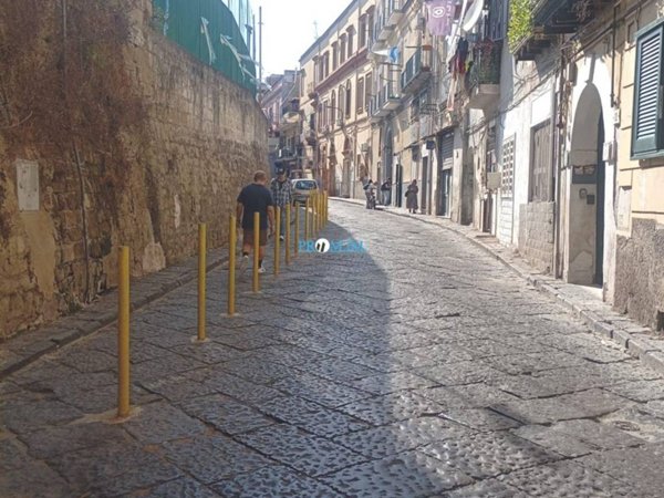 appartamento in vendita a Napoli in zona Capodimonte / Colli Aminei