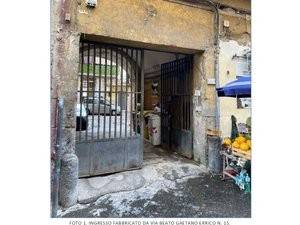 appartamento in vendita a Napoli in zona Secondigliano