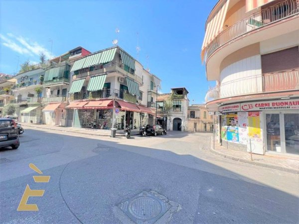 appartamento in vendita a Napoli in zona Piscinola