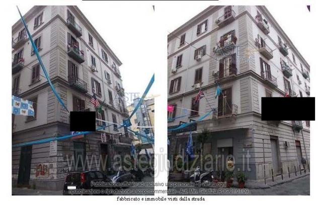 negozio in vendita a Napoli in zona Pendino / San Giuseppe