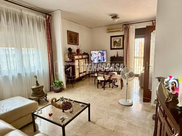 appartamento in vendita a Napoli in zona Fuorigrotta