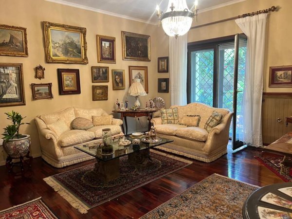 appartamento in vendita a Napoli in zona Capodimonte / Colli Aminei