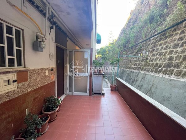 appartamento in vendita a Napoli in zona Fuorigrotta