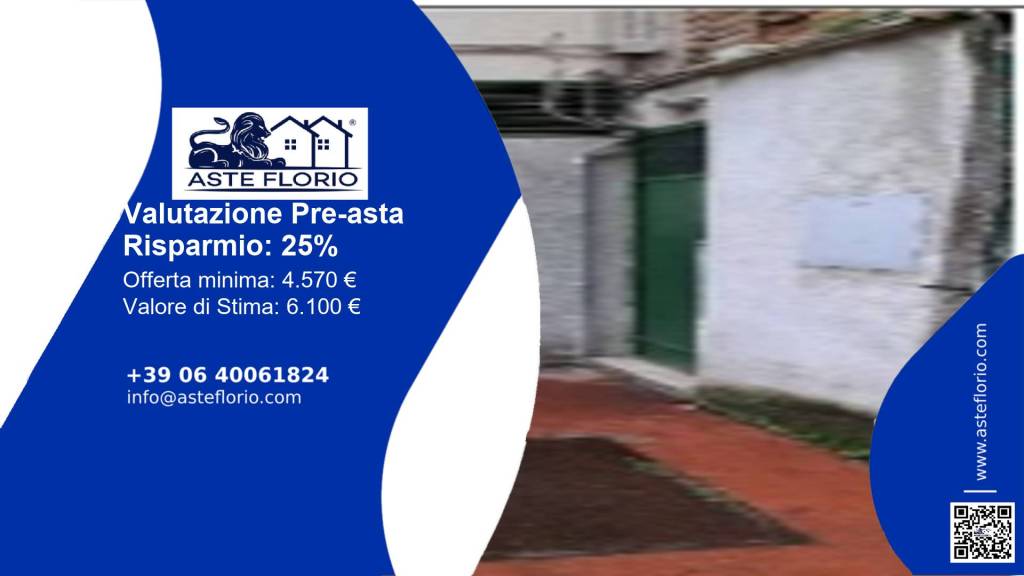 locale commerciale in vendita a Napoli