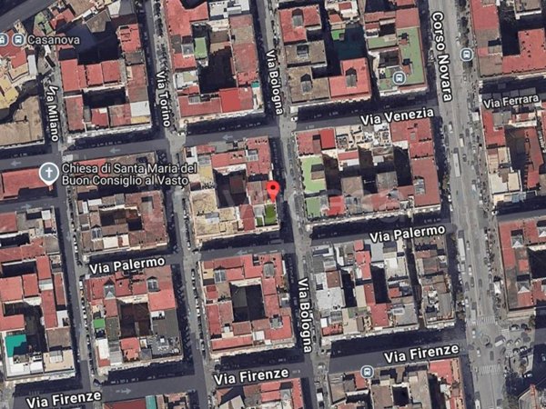 appartamento in vendita a Napoli in zona Mercato