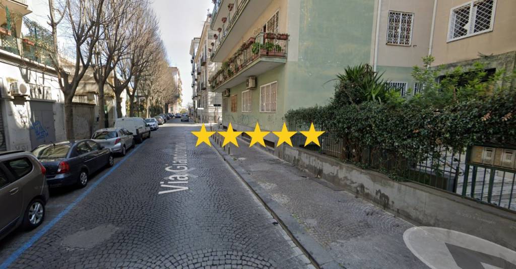 appartamento in vendita a Napoli in zona Vomero
