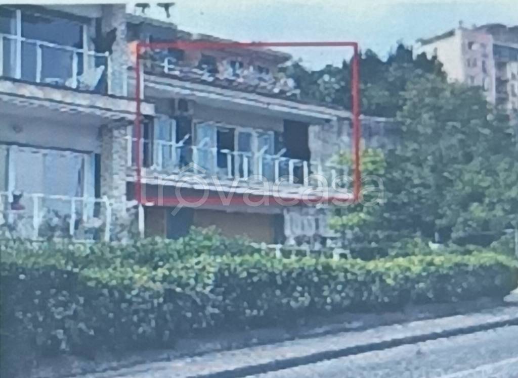 appartamento in vendita a Napoli in zona Posillipo