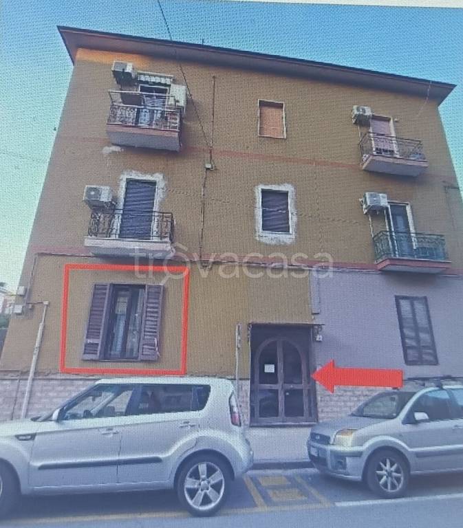 appartamento in vendita a Napoli in zona Bagnoli
