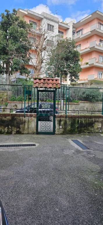 appartamento in vendita a Napoli in zona Posillipo