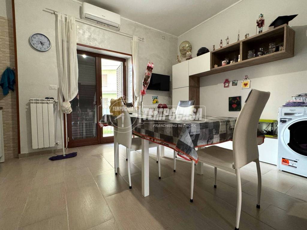 appartamento in vendita a Napoli in zona Bagnoli