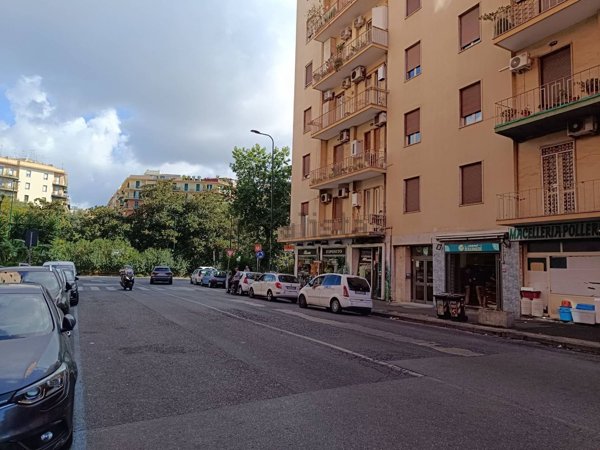 appartamento in vendita a Napoli in zona Arenella
