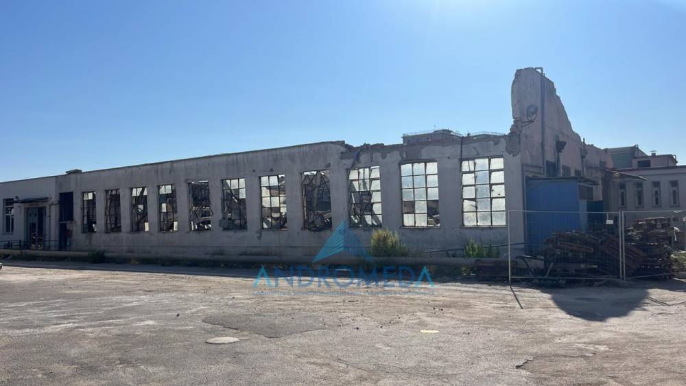 capannone in vendita a Napoli