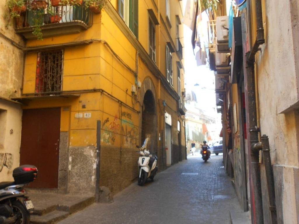 negozio in vendita a Napoli