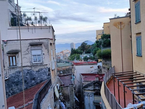 appartamento in vendita a Napoli in zona Montecalvario