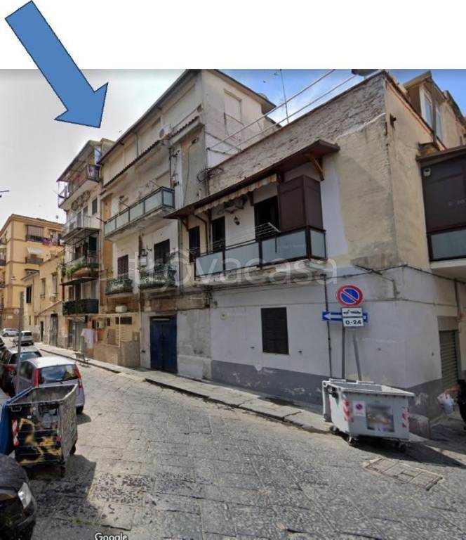 appartamento in vendita a Napoli in zona Pendino / San Giuseppe