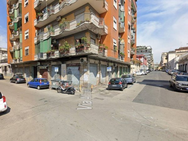 negozio in vendita a Napoli
