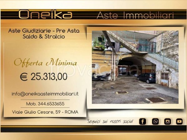 appartamento in vendita a Napoli in zona Secondigliano