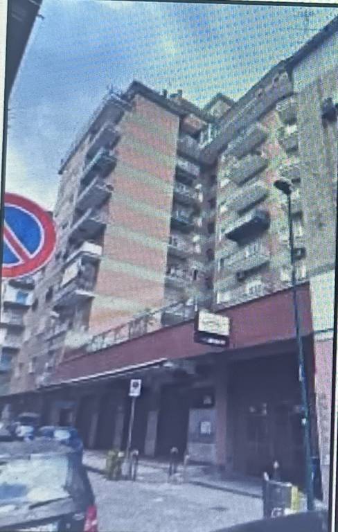 appartamento in vendita a Napoli in zona San Carlo all'Arena