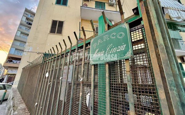 appartamento in vendita a Napoli in zona Fuorigrotta