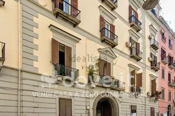 appartamento in vendita a Napoli in zona San Ferdinando