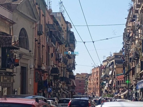 appartamento in vendita a Napoli in zona Stella