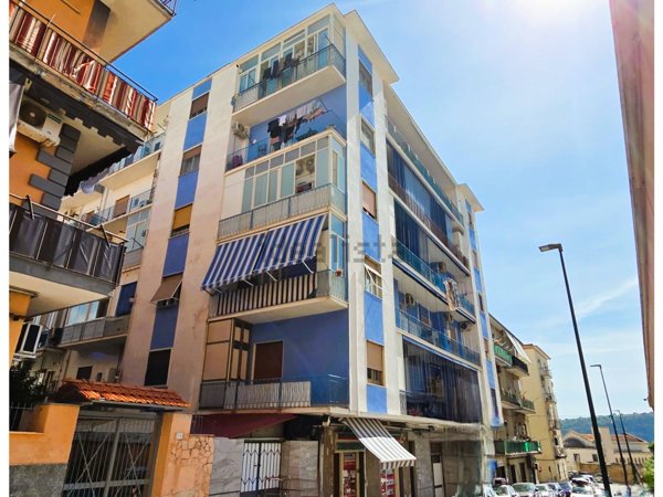 appartamento in vendita a Napoli in zona Fuorigrotta