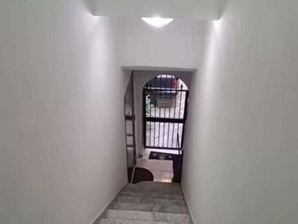 appartamento in vendita a Napoli in zona San Ferdinando
