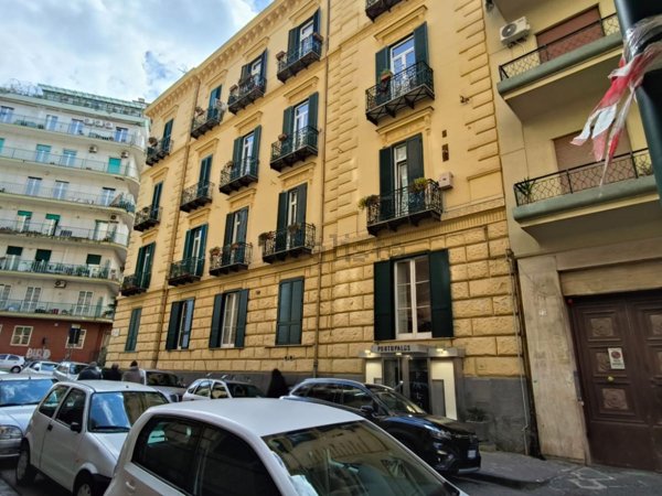 appartamento in vendita a Napoli in zona Vomero