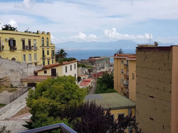 appartamento in vendita a Napoli in zona Vomero