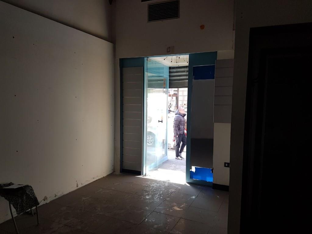 negozio in vendita a Napoli