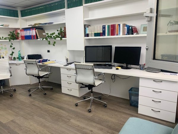ufficio in vendita a Napoli in zona Poggioreale