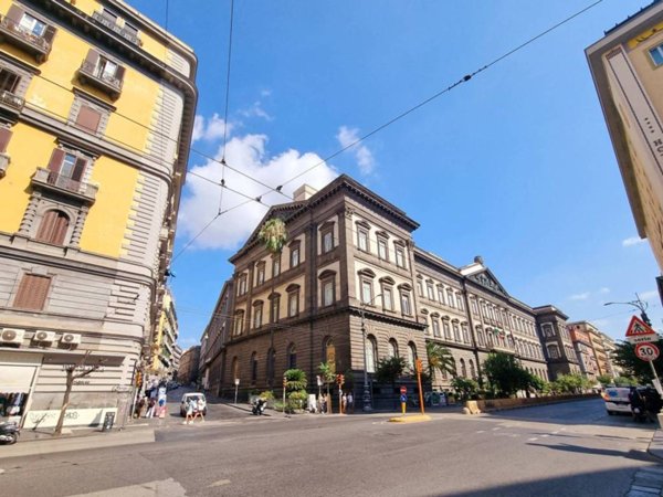 appartamento in vendita a Napoli