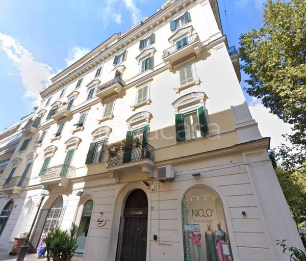 appartamento in vendita a Napoli in zona Vomero
