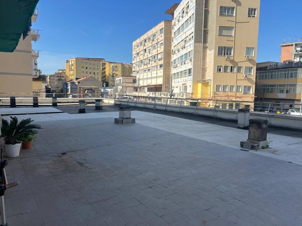 appartamento in vendita a Napoli in zona Vomero