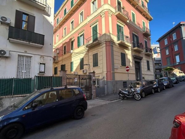 appartamento in vendita a Napoli